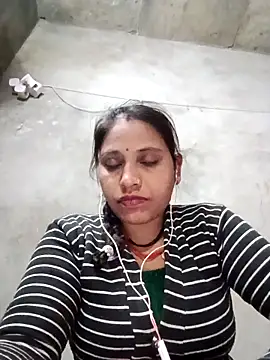 Sandhya x online show from November 7, 2025, 6:52 pm