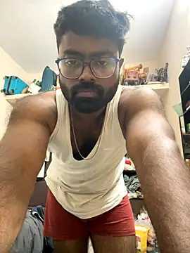 Snapshot of DJLOVE280825 chatting on October 2, 2025, 11:01 pm DJLOVE280825 online show from October 2, 2025, 11:01 pm