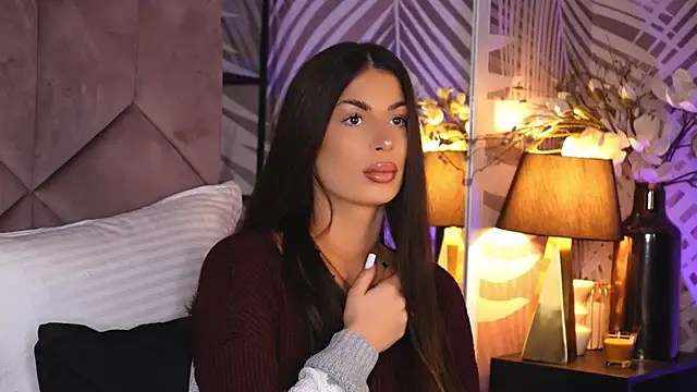 EvaRhea online show from November 28, 2025, 3:53 am