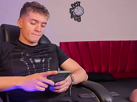 paull george online show from October 3, 2025, 1:41 pm