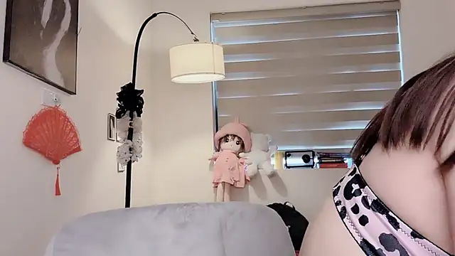 MaiLiiil online show from September 21, 2025, 5:31 am