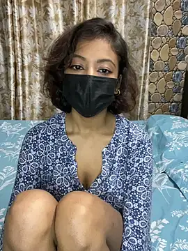 SIZZLER 1100 online show from September 12, 2025, 8:42 pm