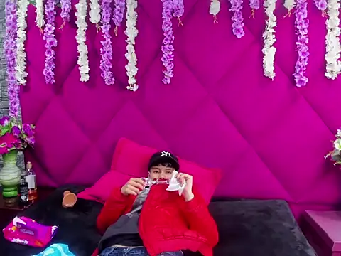 Bruno Cruzz online show from September 25, 2025, 2:37 am