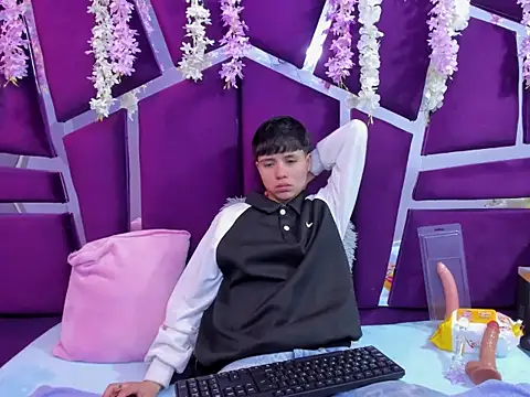 Bruno Cruzz online show from November 26, 2025, 1:39 am