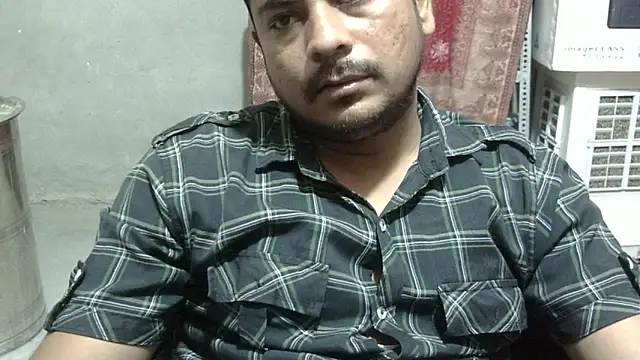 Ajmersingh335512 online show from May 16, 2026, 6:21 am