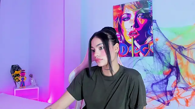 Snapshot of SammyRose_ chatting on October 25, 2025, 7:52 pm SammyRose online show from October 25, 2025, 7:52 pm