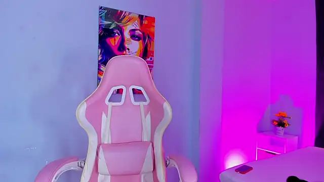 Snapshot of SammyRose_ chatting on November 10, 2025, 7:46 pm SammyRose online show from November 10, 2025, 7:46 pm