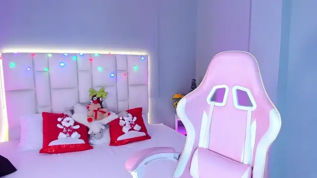 Snapshot of SammyRose_ chatting on November 29, 2025, 4:10 pm SammyRose online show from November 29, 2025, 4:10 pm