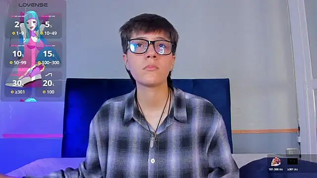 Tsuki Maru online show from November 18, 2025, 2:54 pm