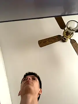 Snapshot of Luck__090 chatting on September 8, 2025, 4:39 pm Luck  090 online show from September 8, 2025, 4:39 pm