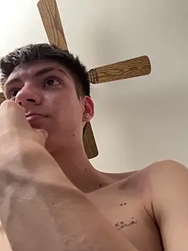 Snapshot of Luck__090 chatting on September 13, 2025, 5:24 pm Luck  090 online show from September 13, 2025, 5:24 pm