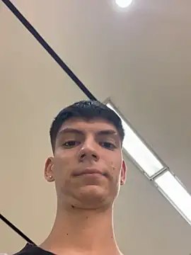 Snapshot of Luck__090 chatting on September 22, 2025, 1:40 am Luck  090 online show from September 22, 2025, 1:40 am