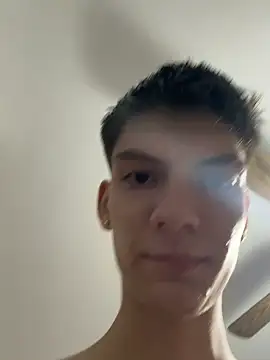 Snapshot of Luck__090 chatting on September 23, 2025, 11:19 pm Luck  090 online show from September 23, 2025, 11:19 pm