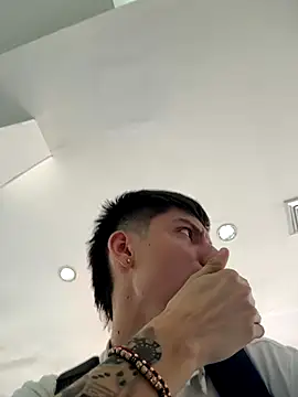 Snapshot of Luck__090 chatting on September 24, 2025, 4:10 pm Luck  090 online show from September 24, 2025, 4:10 pm