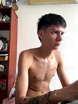 Snapshot of Luck__090 chatting on September 25, 2025, 5:05 pm Luck  090 online show from September 25, 2025, 5:05 pm