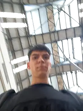 Snapshot of Luck__090 chatting on September 26, 2025, 5:28 pm Luck  090 online show from September 26, 2025, 5:28 pm