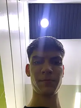 Snapshot of Luck__090 chatting on October 5, 2025, 2:54 am Luck  090 online show from October 5, 2025, 2:54 am