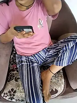 Student girl2 online show from September 12, 2025, 4:56 am