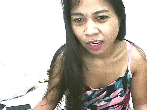 cutielhon online show from October 14, 2025, 12:33 am