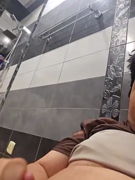 jedoo1213 online show from April 16, 2026, 8:20 pm