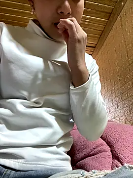 Snapshot of Mai_bb chatting on November 29, 2025, 4:26 am Mai bb online show from November 29, 2025, 4:26 am