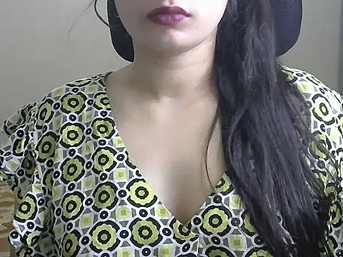 SexyNeylar online show from March 5, 2026, 1:29 pm