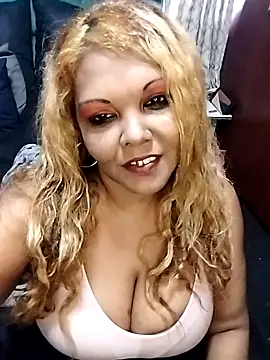 hemilynthomas2467 online show from December 19, 2025, 12:23 pm