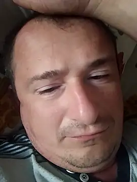 Snapshot of zurab39 chatting on September 13, 2025, 4:23 am zurab39 online show from September 13, 2025, 4:23 am