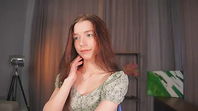 Snapshot of RoxieBolich chatting on September 15, 2025, 12:38 pm RoxieBolich online show from September 15, 2025, 12:38 pm