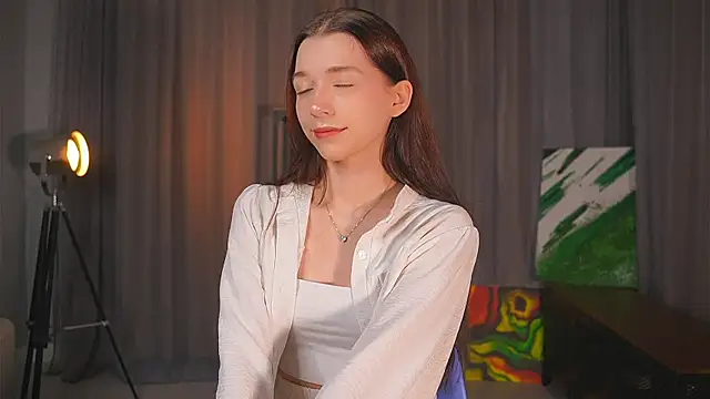 Snapshot of RoxieBolich chatting on October 2, 2025, 1:40 pm RoxieBolich online show from October 2, 2025, 1:40 pm