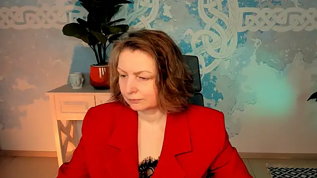 TiffanyBrauny online show from October 16, 2025, 10:38 am