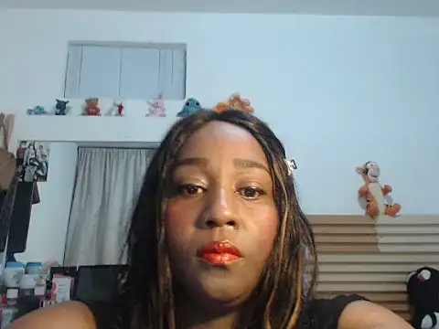 Snapshot of matilde_hot chatting on February 23, 2026, 5:05 am matilde hot online show from February 23, 2026, 5:05 am