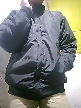 RockRolaxxx online show from January 15, 2026, 1:37 pm