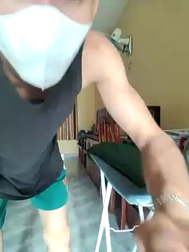 Snapshot of thienlong05 chatting on November 5, 2025, 1:05 am thienlong05 online show from November 5, 2025, 1:05 am