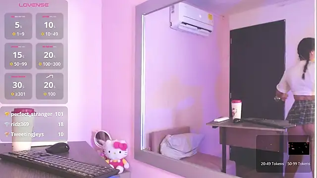 Snapshot of kiity_horny_ chatting on January 5, 2026, 6:00 pm kiity horny online show from January 5, 2026, 6:00 pm