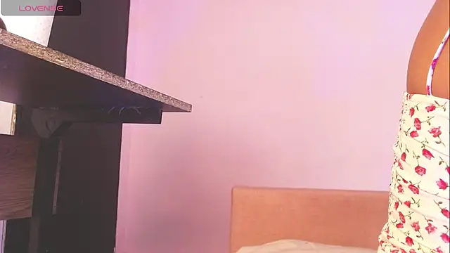 Snapshot of kiity_horny_ chatting on January 9, 2026, 12:19 pm kiity horny online show from January 9, 2026, 12:19 pm