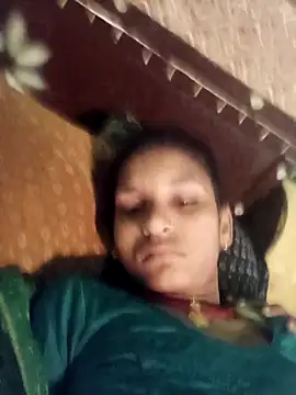 Idhika Jha online show from September 27, 2025, 2:38 am