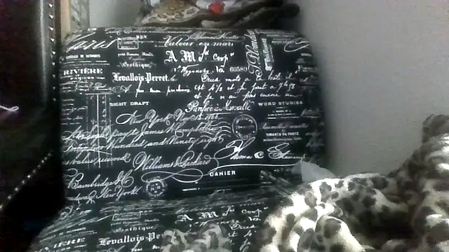 prettymaa online show from October 15, 2025, 6:30 pm