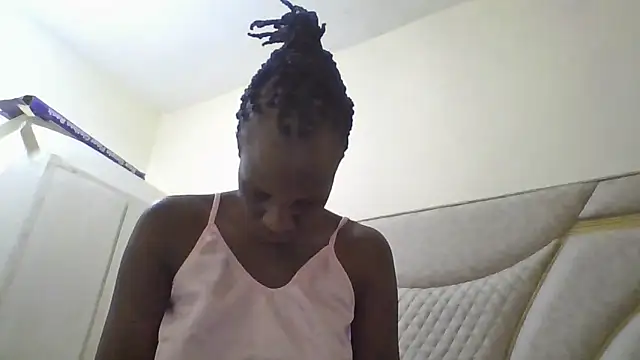 Snapshot of Lusty_Aliyah chatting on October 18, 2025, 4:08 pm Lusty Aliyah online show from October 18, 2025, 4:08 pm