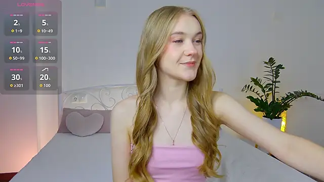 KumiKruz online show from November 15, 2025, 2:35 pm