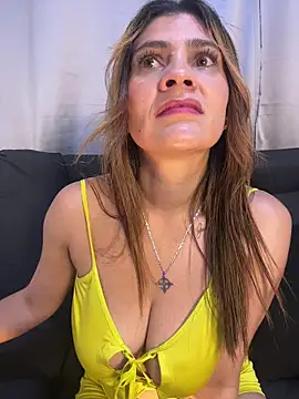 Skarlett 12  online show from February 10, 2026, 10:47 pm