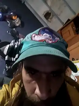 hairy mannn online show from November 15, 2025, 1:07 pm