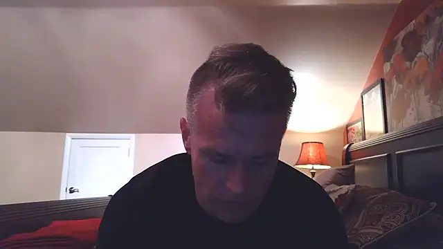 Snapshot of DILFiGuess11 chatting on June 18, 2026, 2:56 am DILFiGuess11 online show from June 18, 2026, 2:56 am