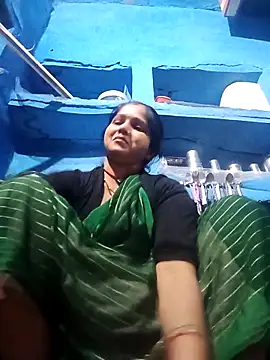 Jooli xx online show from April 7, 2026, 12:22 am