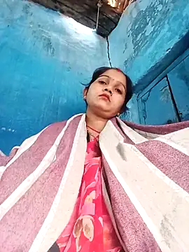 Jooli xx online show from April 9, 2026, 4:01 am