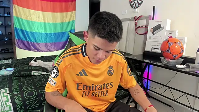 Jack castell online show from October 4, 2025, 4:05 pm