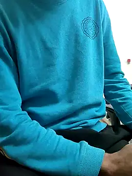 johnysinsr online show from December 4, 2025, 2:43 am