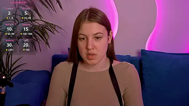 MelanieHenders online show from November 9, 2025, 5:50 am