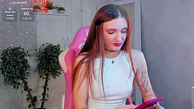 Snapshot of Alisha_Green chatting on May 25, 2026, 9:26 am Alisha Green online show from May 25, 2026, 9:26 am