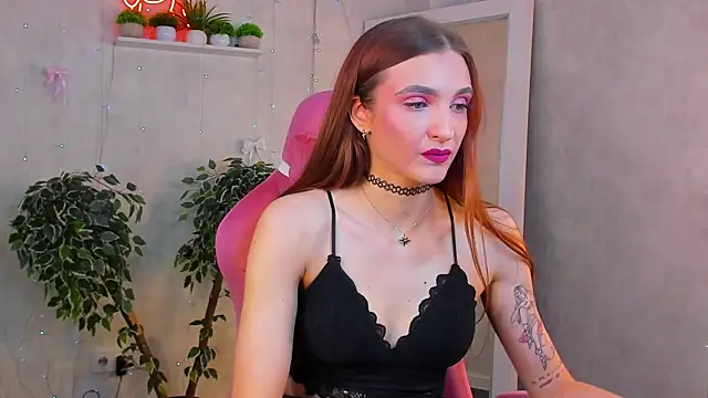 Snapshot of Alisha_Green chatting on July 19, 2026, 9:24 am Alisha Green online show from July 19, 2026, 9:24 am